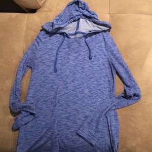 Long sleeve hooded shirt